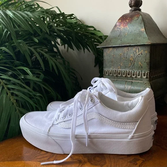 VANS Old Skool Classic White Sneakers - Picture 8 of 8